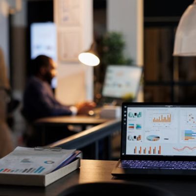 10 Essential Slides Every Winning Pitch Deck Needs